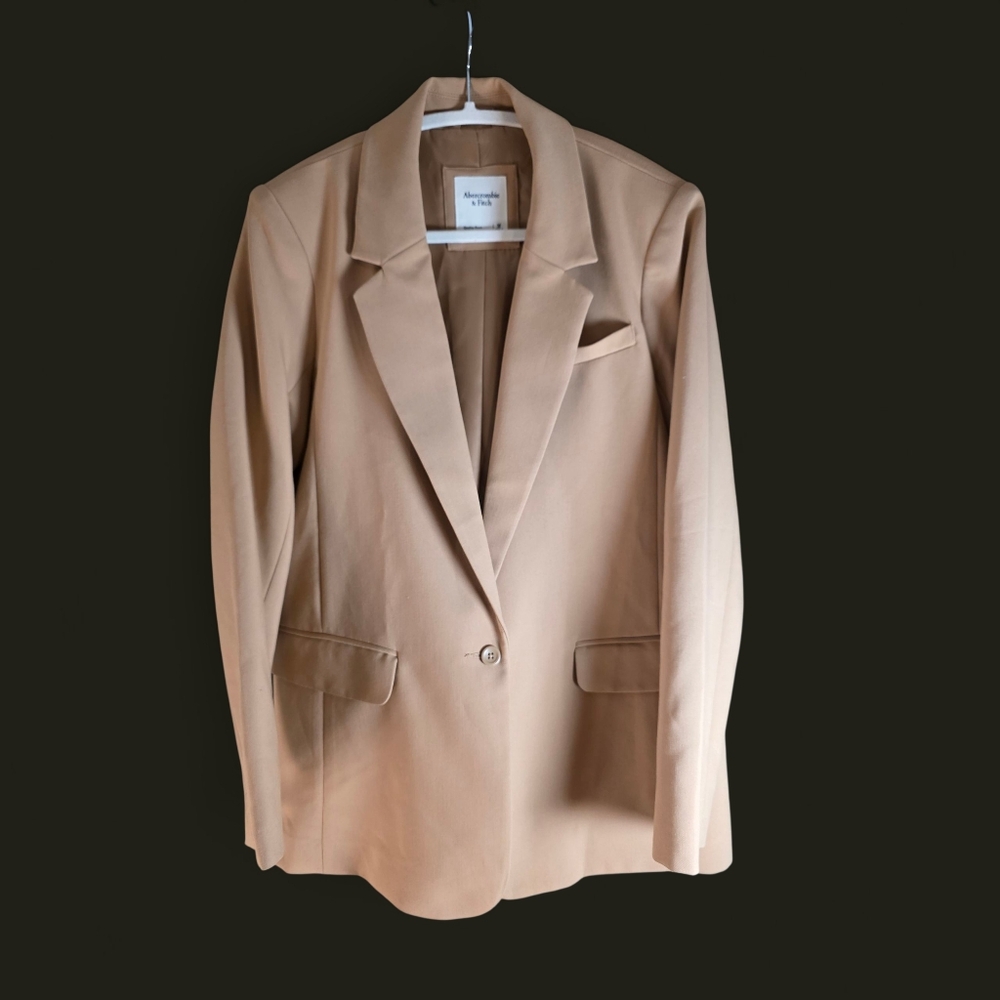 Abercrombie & Fitch Tan Blazer